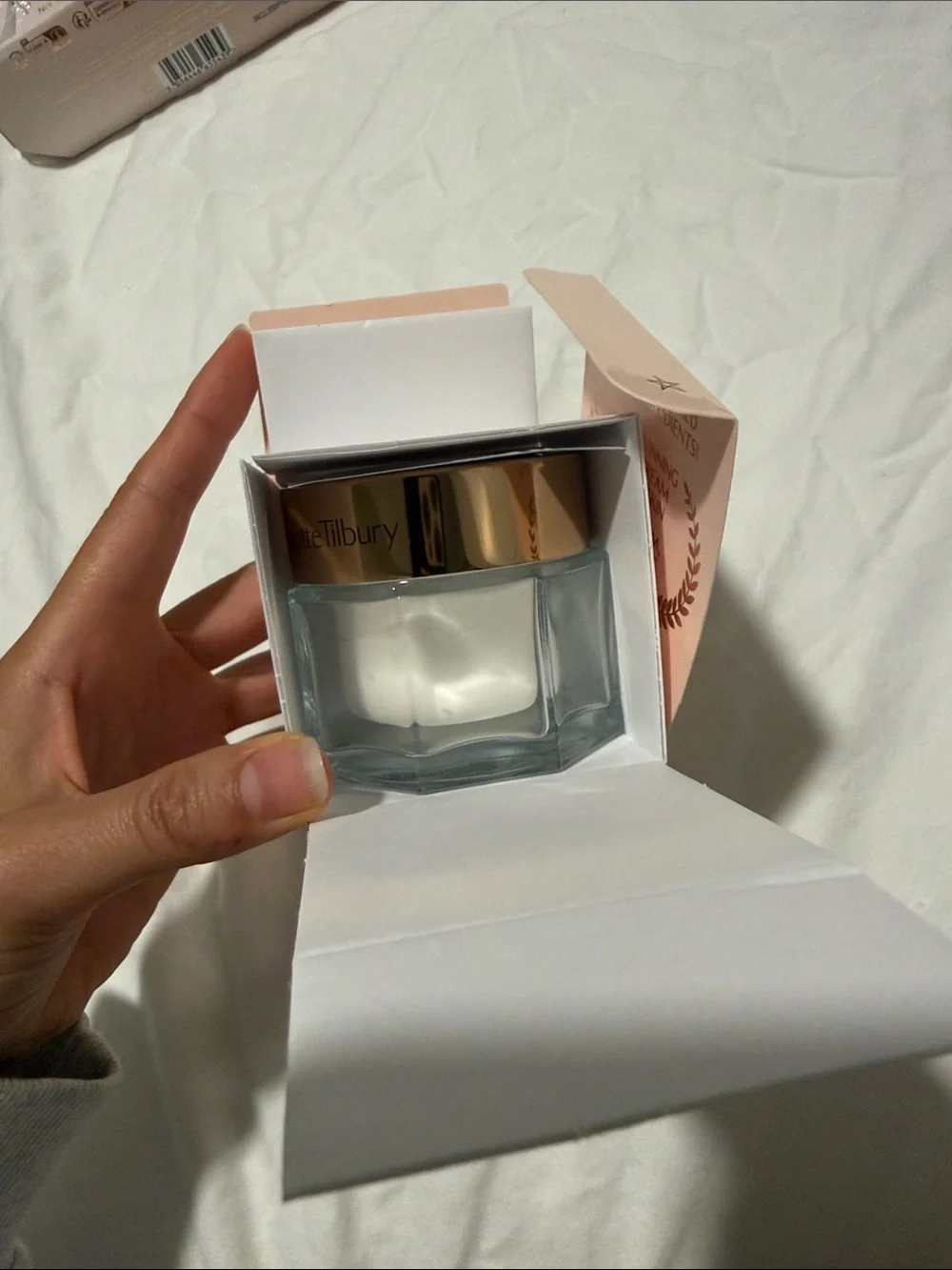 Charlotte Tilbury magic cream